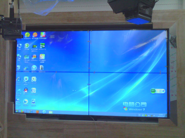46寸液晶拼接屏重慶蘊(yùn)明科技有限公司應(yīng)用案例