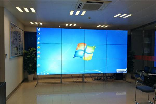 液晶拼接屏如何減少拼接縫隙